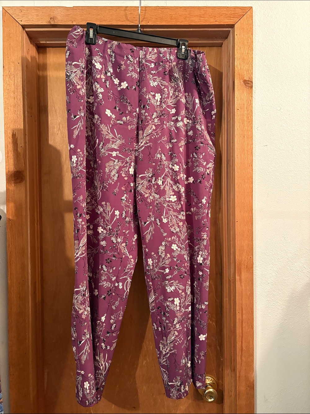 Coldwater Creek Plum Floral Trousers